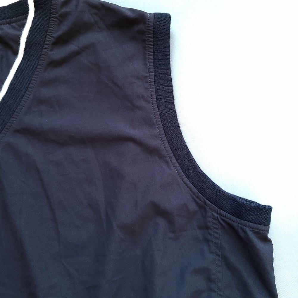 Lands End Size XL Vest V Neck Golf Mesh Lined Windbreaker Pockets Performance - Picture 5 of 11